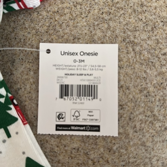 Holiday Time Baby Boy Girl Christmas Sleeper size 0 - 3 Months Cabin Camper NEW - Picture 3 of 3